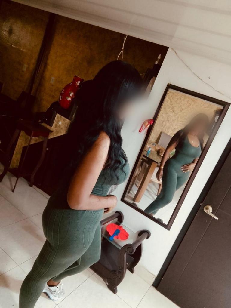 Chica busca chico en Alicante: 