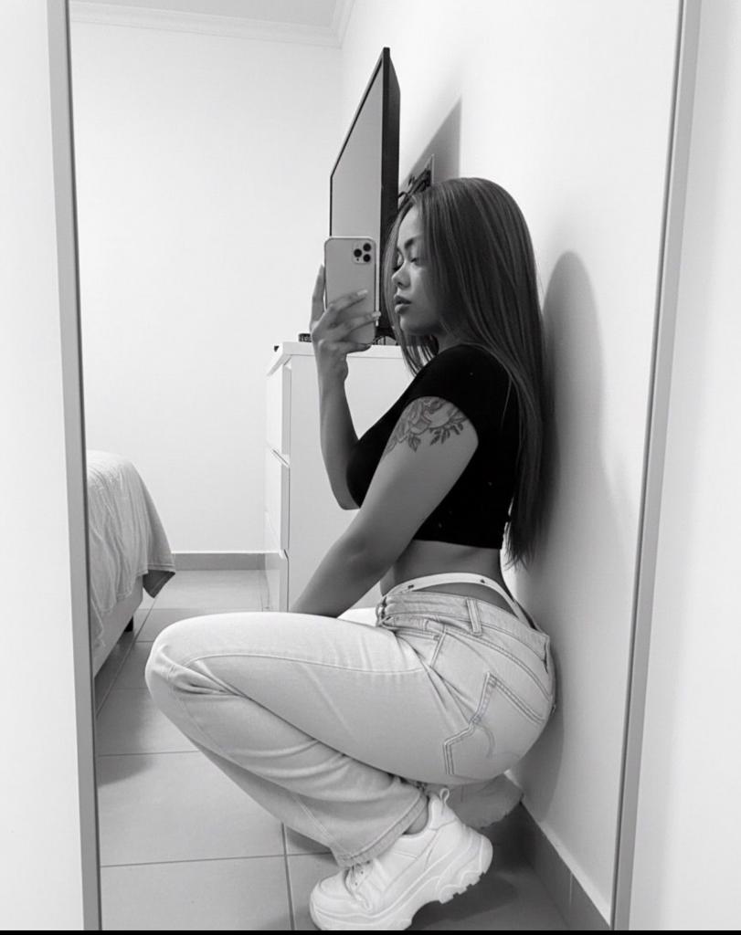 Chica busca chico en Asturias: Chica busca chico