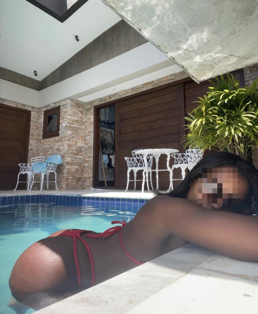 Chica busca chico en Ibiza: 