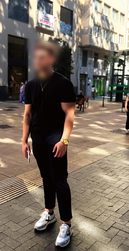 Chico busca chica en Málaga: 