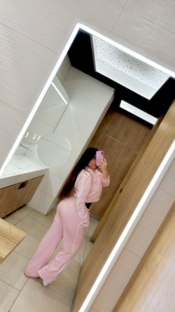 Chica busca chico en Valencia: Chica busca chico