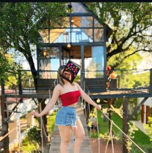 643615229: Chica busca chico en Madrid