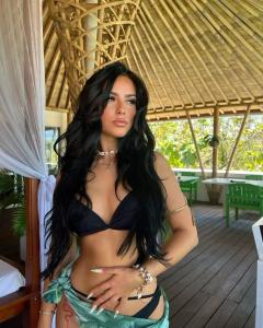 613660493: Chica busca chico en Mallorca