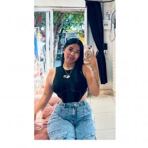 643822293: Chica busca chico en Asturias