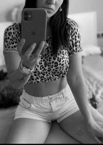 627518413: Chica busca chico en Barcelona