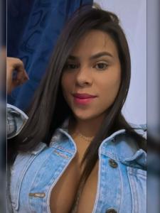 692513621: Chica busca chico en Tenerife