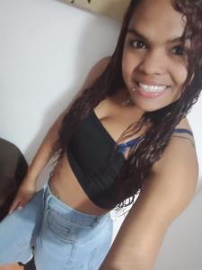 613784407: Chica busca chico en Valencia