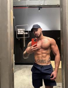 684701687: Chica busca chico en Valencia