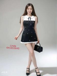 631643981: Chica busca chico en Barcelona