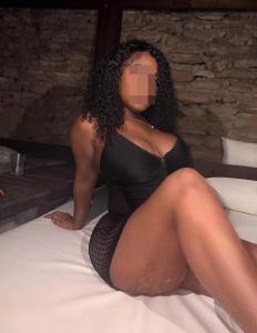 613222130: Chica busca chico en Lugo