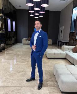 613821841: Chico busca chica en Alicante