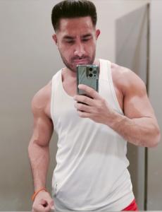 641960203: Chico busca chica en Madrid