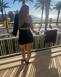 611283637: Chica busca chico en Barcelona