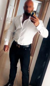 617463565: Chico busca chica en Málaga