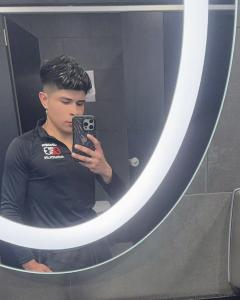 674984237: Chico busca chica en Madrid