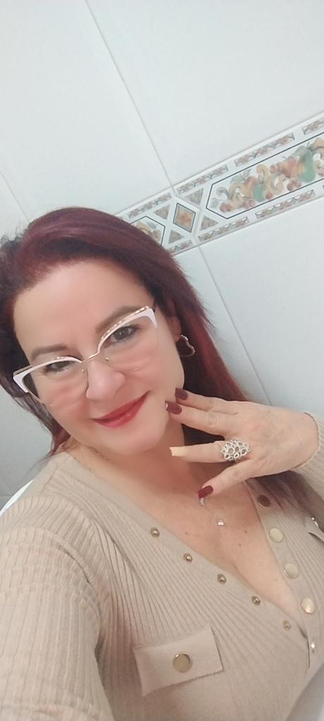 Chica busca chico en Almería: 