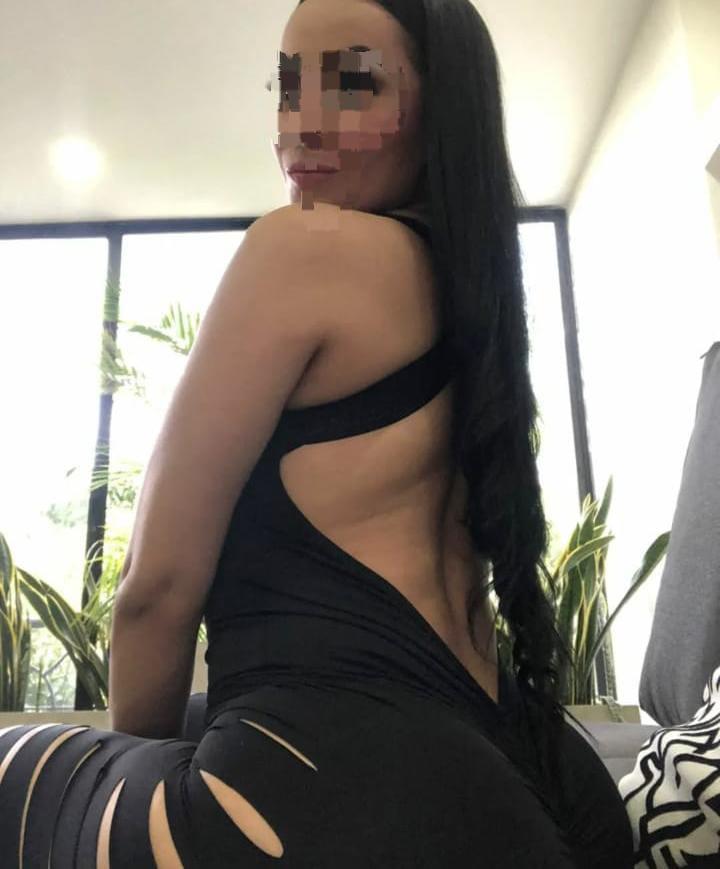 Chica busca chico en Huesca: 