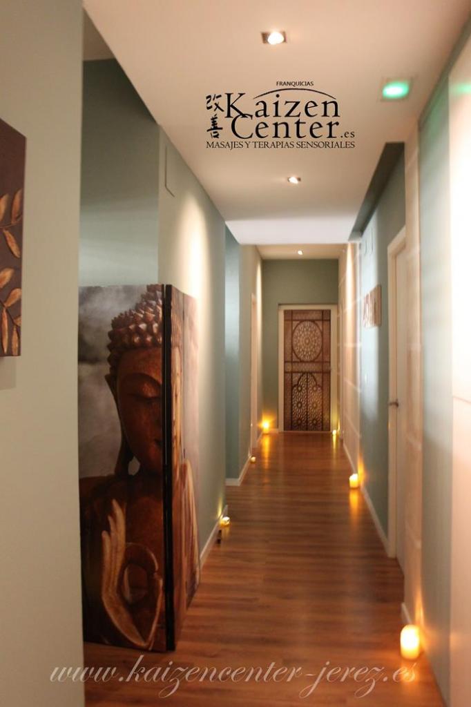 Chica busca chico en Cádiz: 