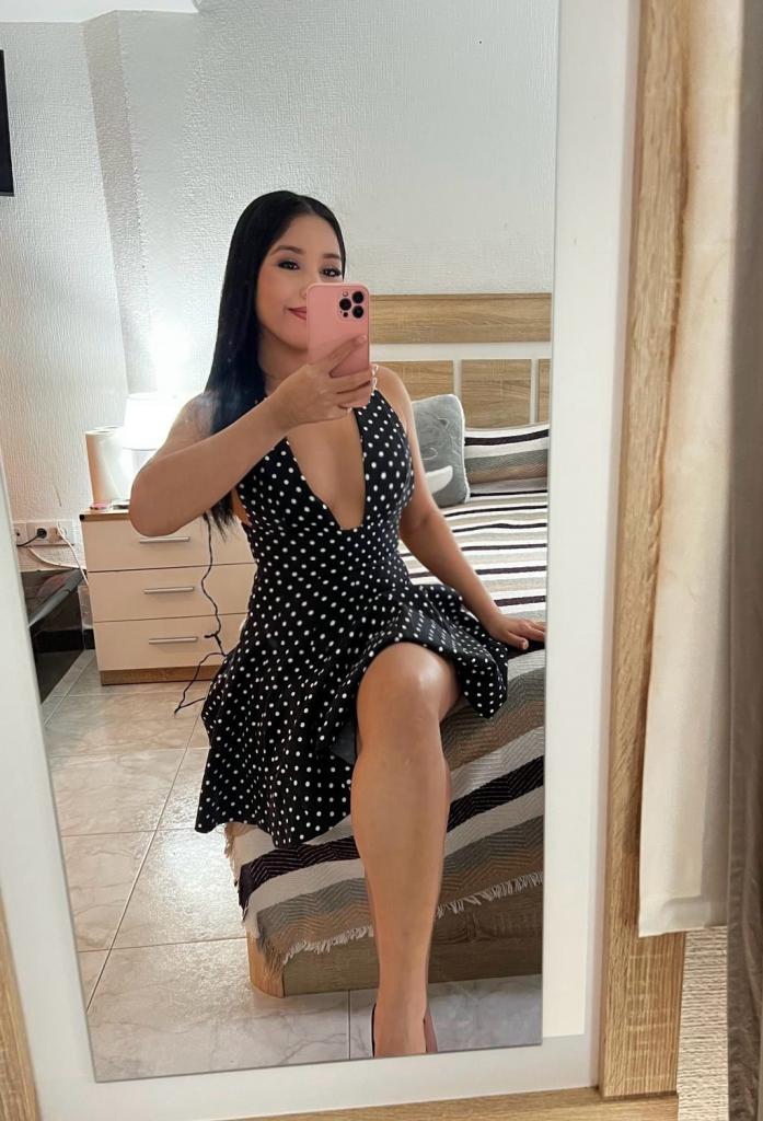 Chica busca chico en Granada: 