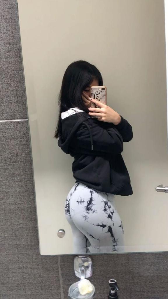 Chica busca chico en Granada: 