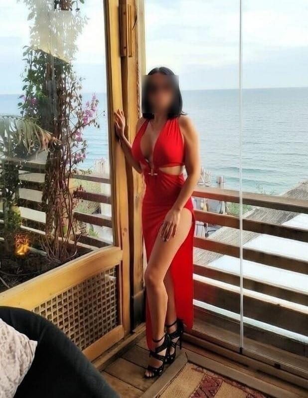 Chica busca chico en Almería: 
