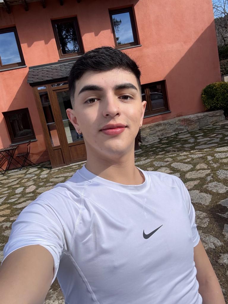 Chico busca chica en Barcelona: 