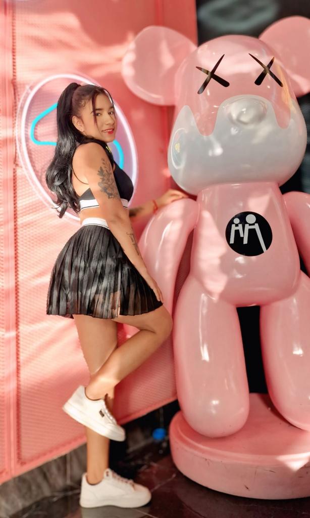 Chica busca chico en Sevilla: 