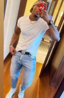 631896922: Chico busca chica en Gerona