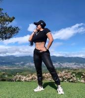 643890957: Chica busca chico en La Coruña