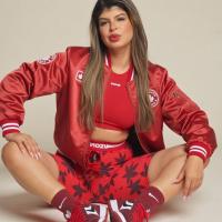 697946860: Chica busca chico en Tarragona