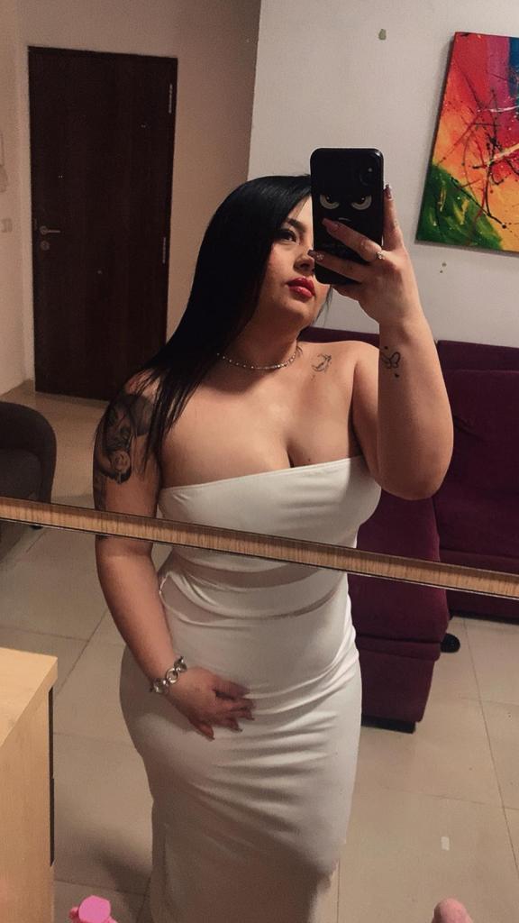 Chica busca chico en Barcelona: Chica busca chico