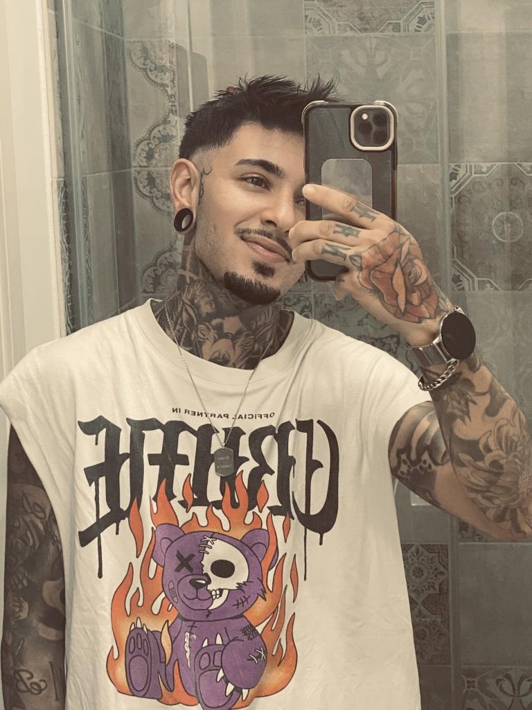 613433815: Transexual en Barcelona