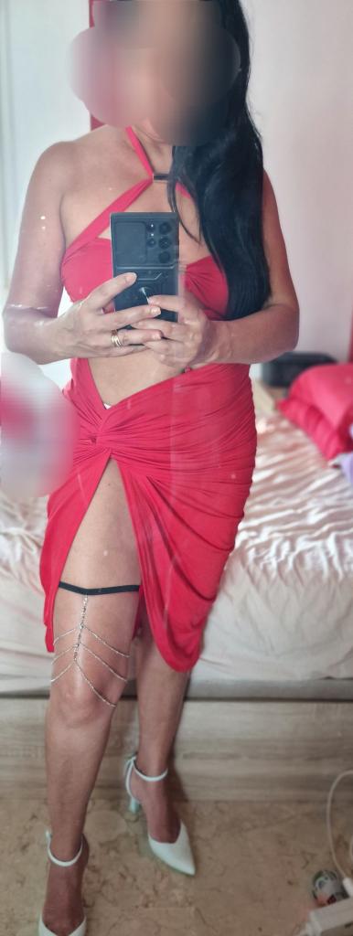 Chica busca chico en Menorca: 