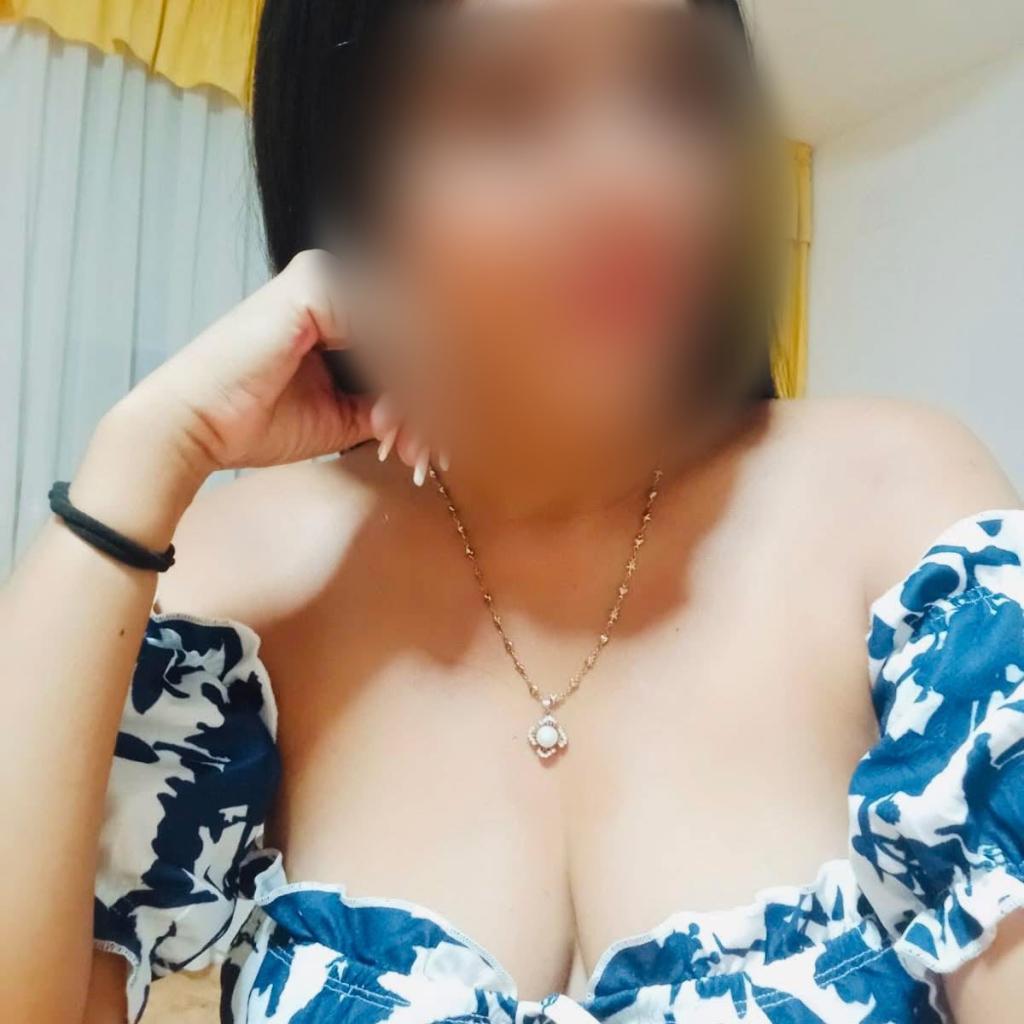 Chica busca chico en Gerona: Chica busca chico