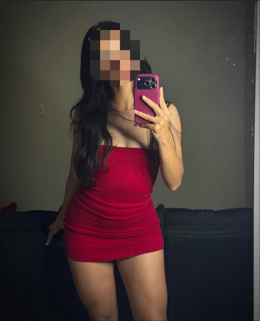 743036585: Chica busca chico en Tarragona