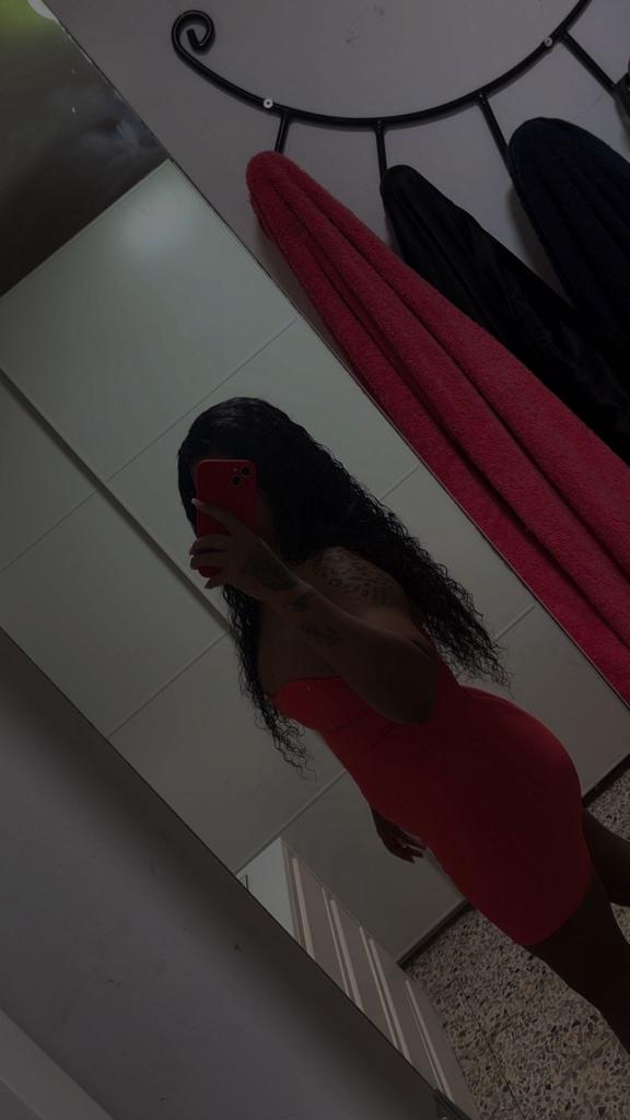 Chica busca chico en Huelva: 