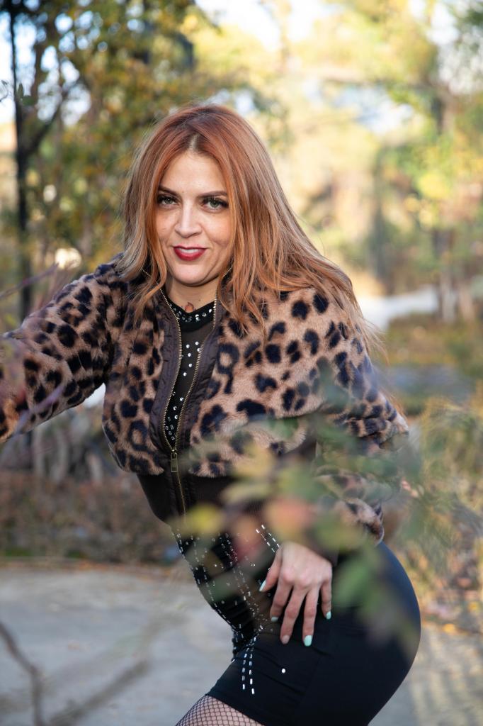 621084748: Chica busca chico en Madrid