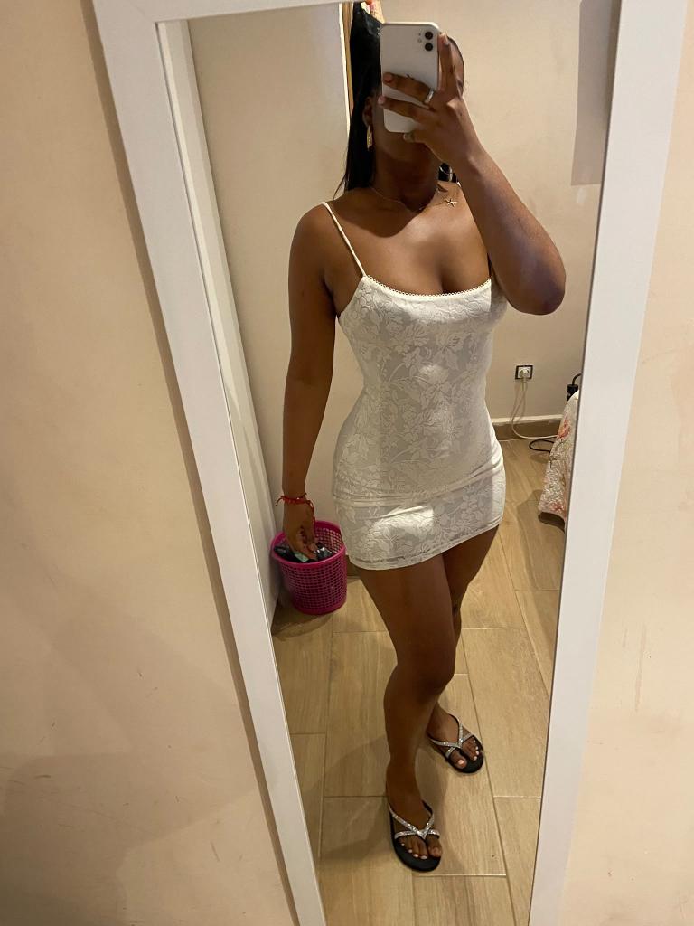 632037316: Chica busca chico en Sevilla