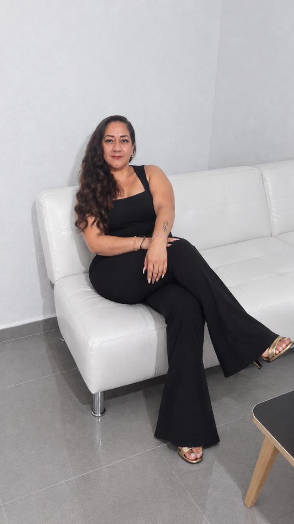 Chica busca chico en Alicante: 