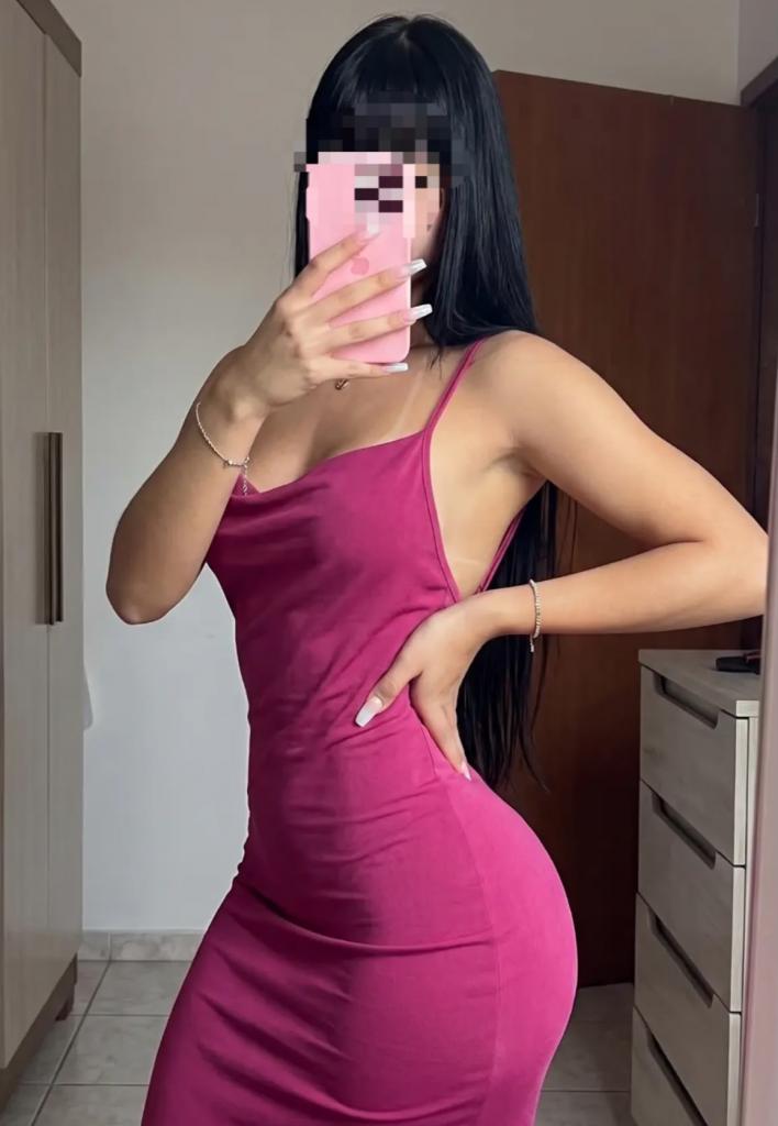 624068072: Chica busca chico en La Coruña
