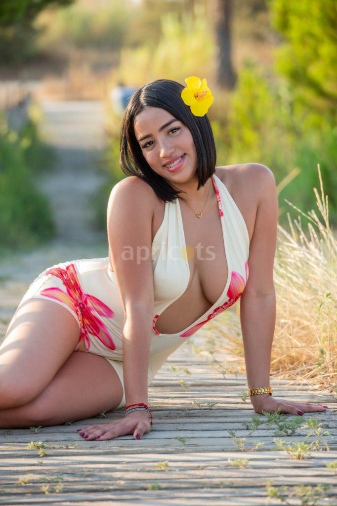 Chica busca chico en Barcelona: Chica busca chico