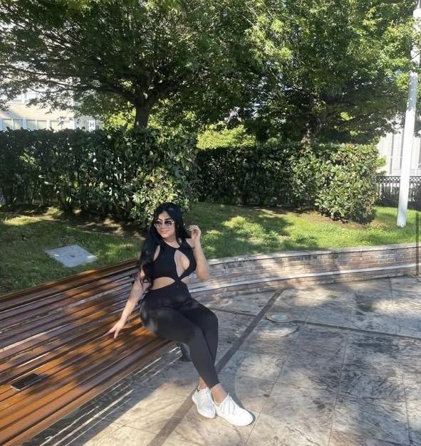641688516: Chica busca chico en La Coruña