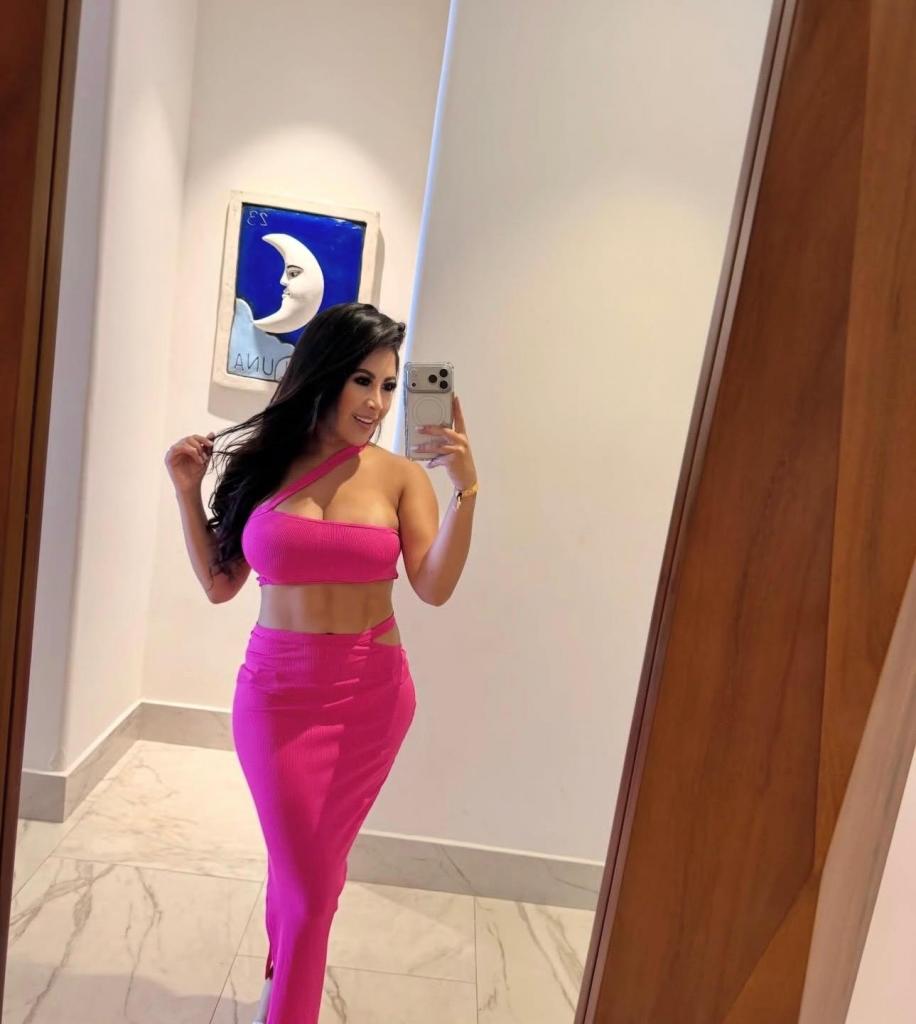 604145320: Chica busca chico en Málaga