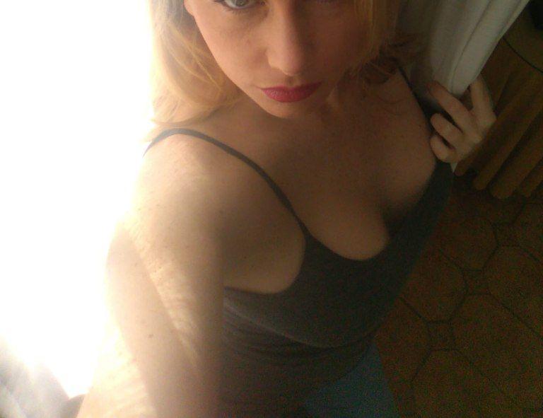 632112292: Chica busca chico en Valencia
