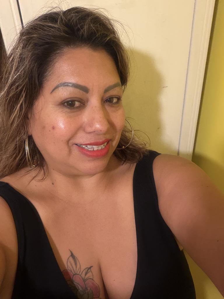 743005356: Chica busca chico en Madrid