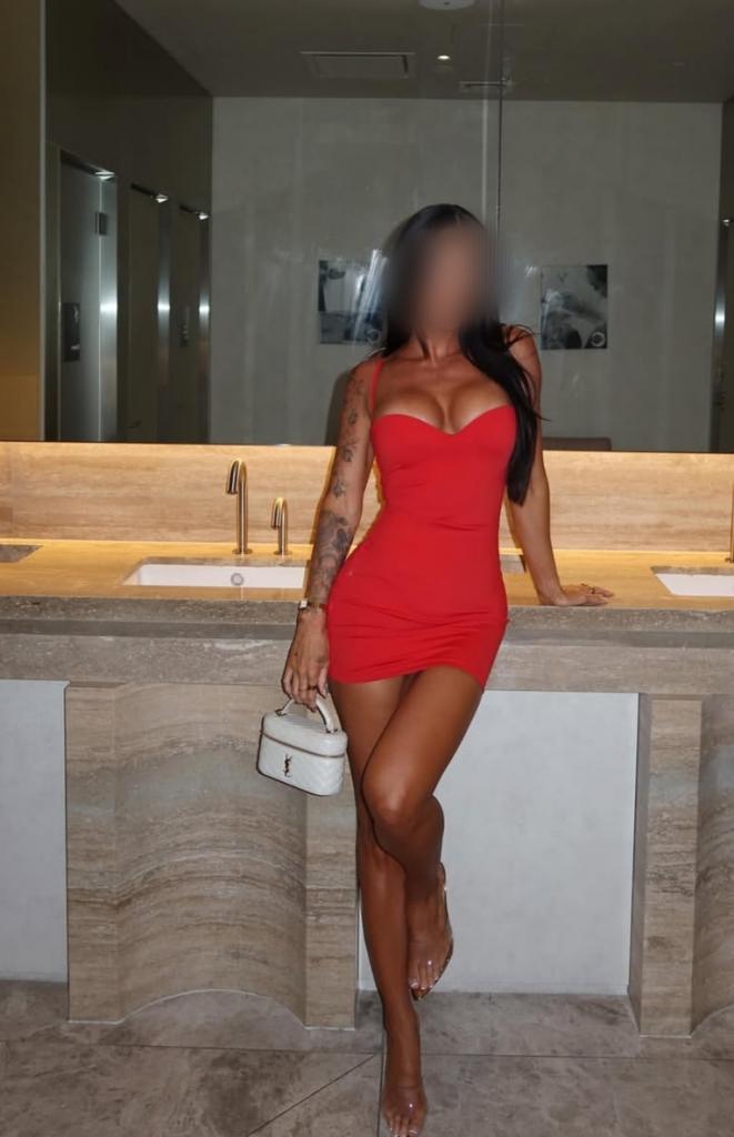 Chica busca chico en Tenerife: 