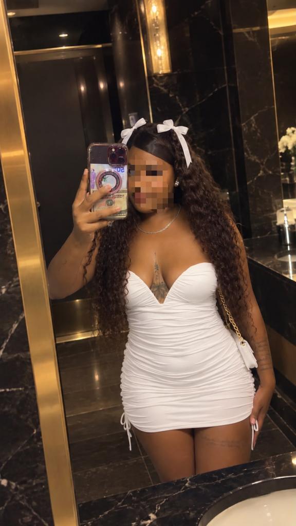 Chica busca chico en Madrid: Chica busca chico