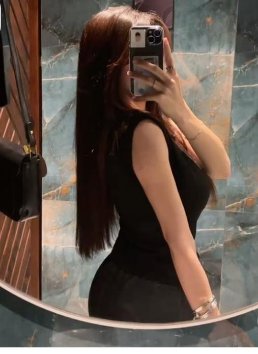 Chica busca chico en Sevilla: 