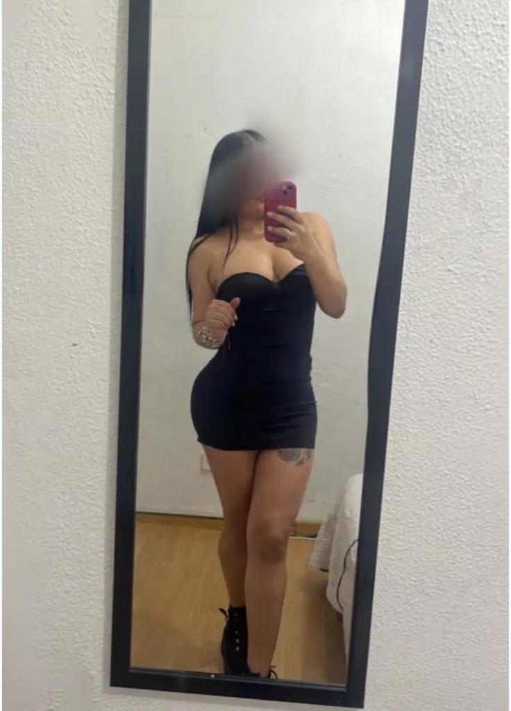 Chica busca chico en Huelva: 