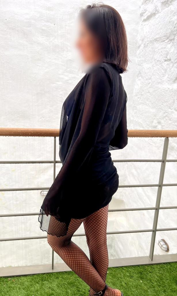 Chica busca chico en Menorca: 